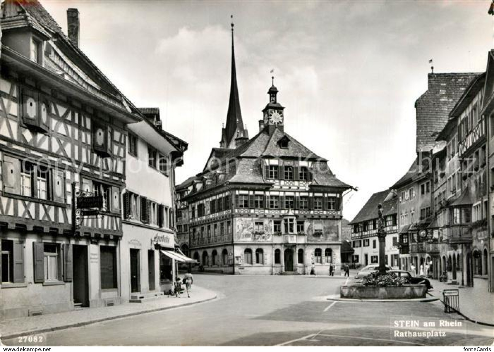 12944708 Stein Rhein Rathausplatz Brunnen Fachwerkhaeuser Stein Rhein - Autres & Non Classés