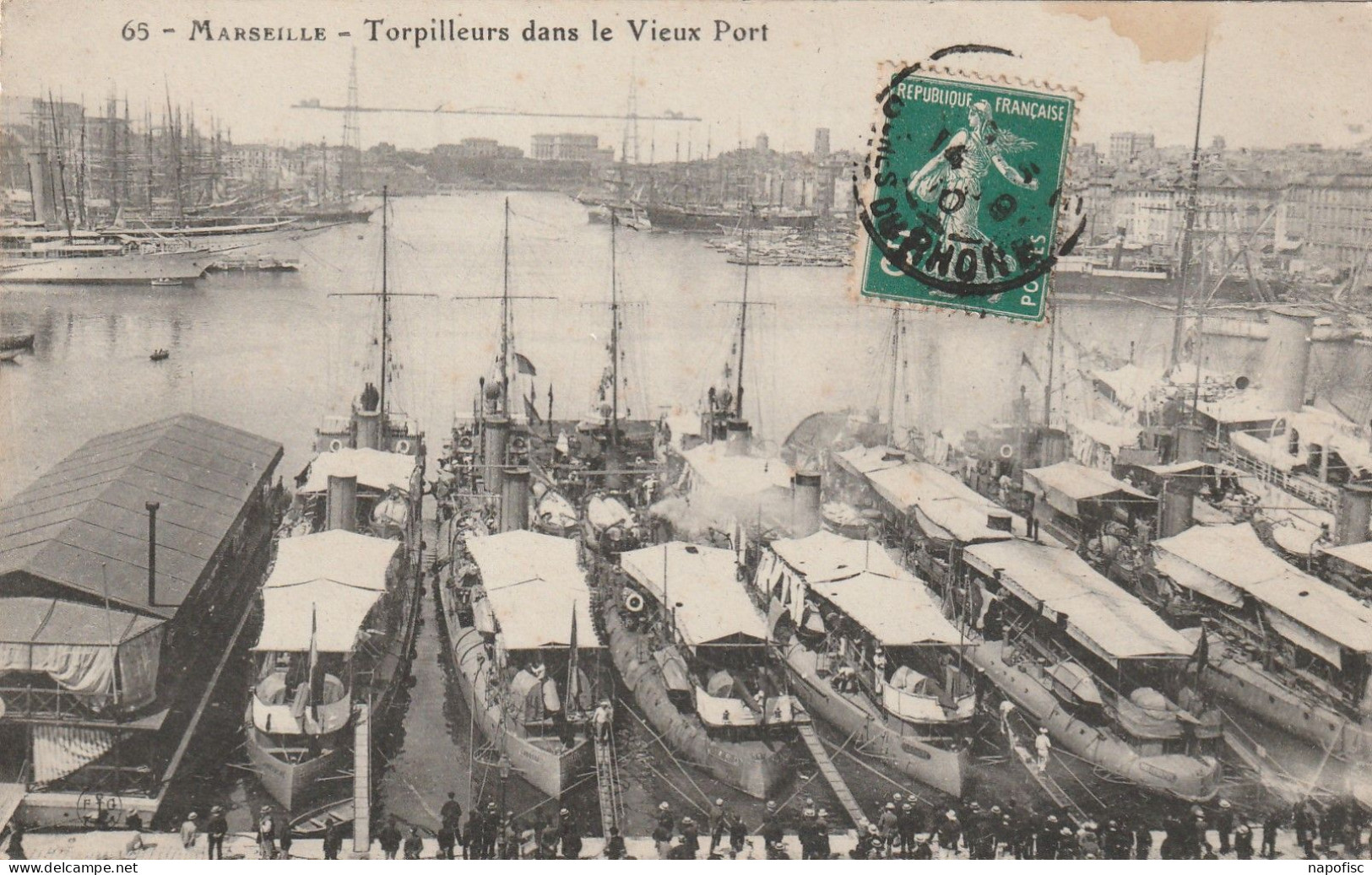 13-Marseille Torpilleurs Dans Le Vieux-Port - Oude Haven (Vieux Port), Saint Victor, De Panier