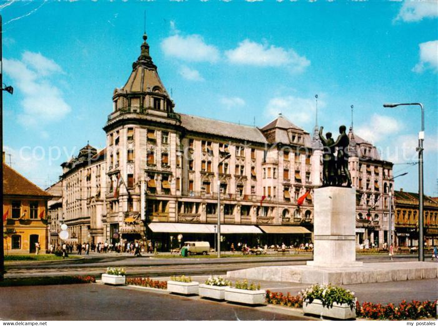 73788470 Debrecen Debrezin HU Hotel Arany Birka Befreiungsdenkmal  - Ungarn