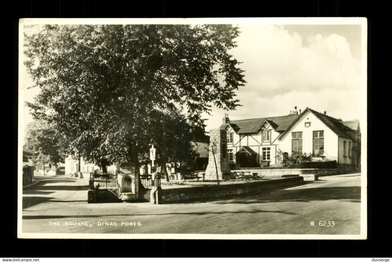 United Kingdom Wales Pays De Galles Dinas Powis The Square - Autres & Non Classés