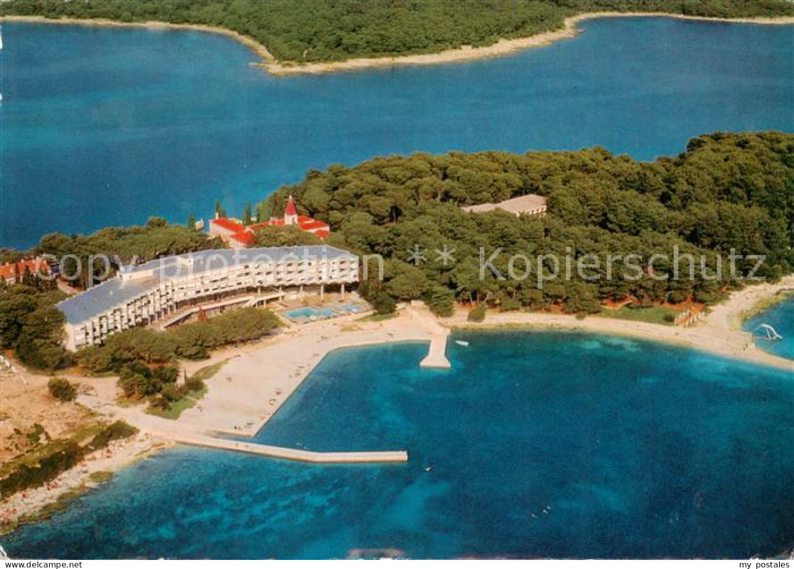 73788278 Rovinj Rovigno Istrien Croatia Crveni Otok Hotel Am Strand  - Croatie