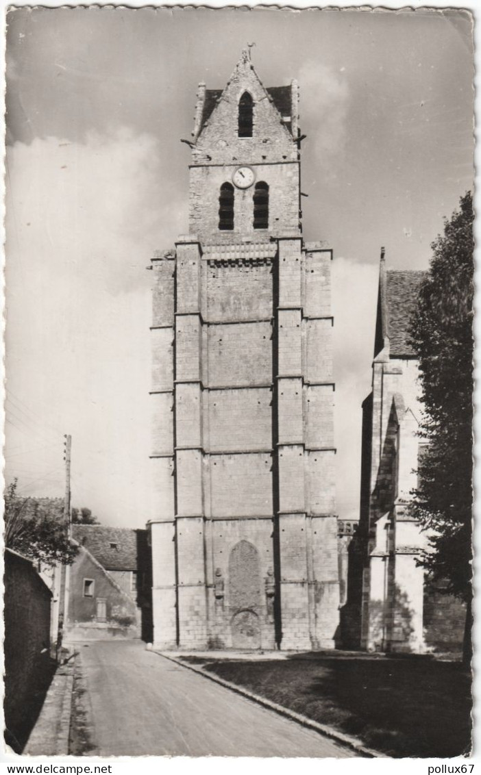 CPSM DE ÉTAMPES  (ESSONNE)  ÉGLISE SAINT-MARTIN  -  LA TOUR PENCHÉE - Etampes