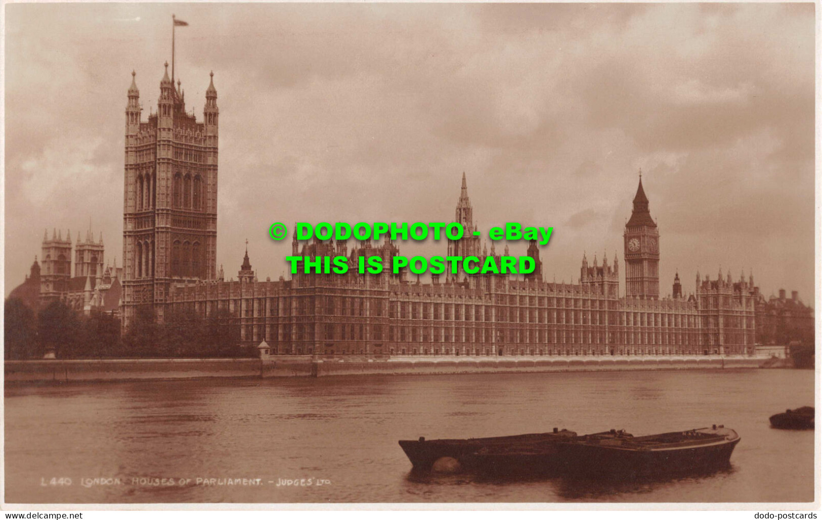 R530688 L. 440. London. Houses Of Parliament. Judges - Other & Unclassified