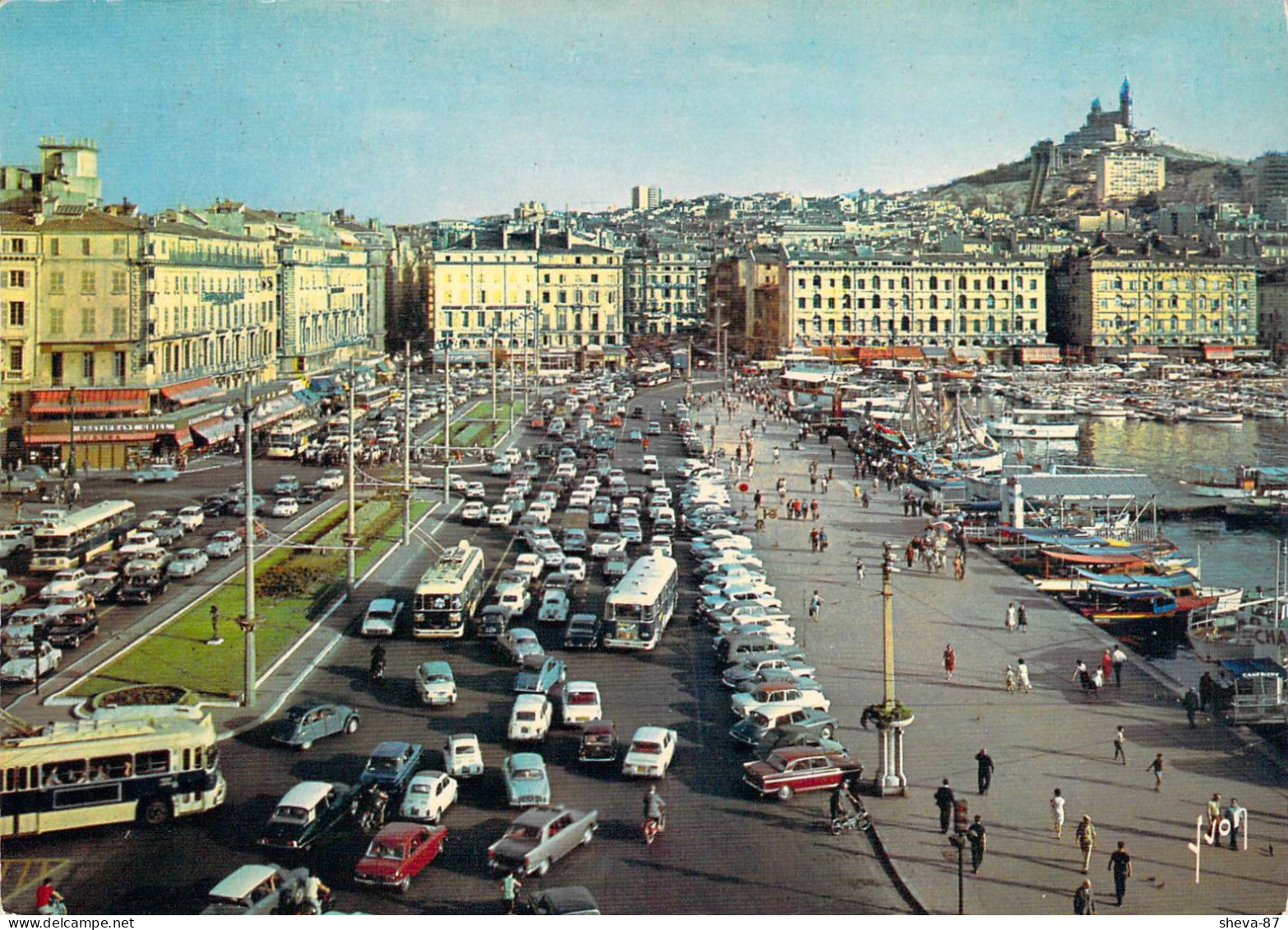 13 - Marseille - Le Quai Des Belges, Le Vieux Port Et La Basilique Notre Dame De La Garde - Ohne Zuordnung