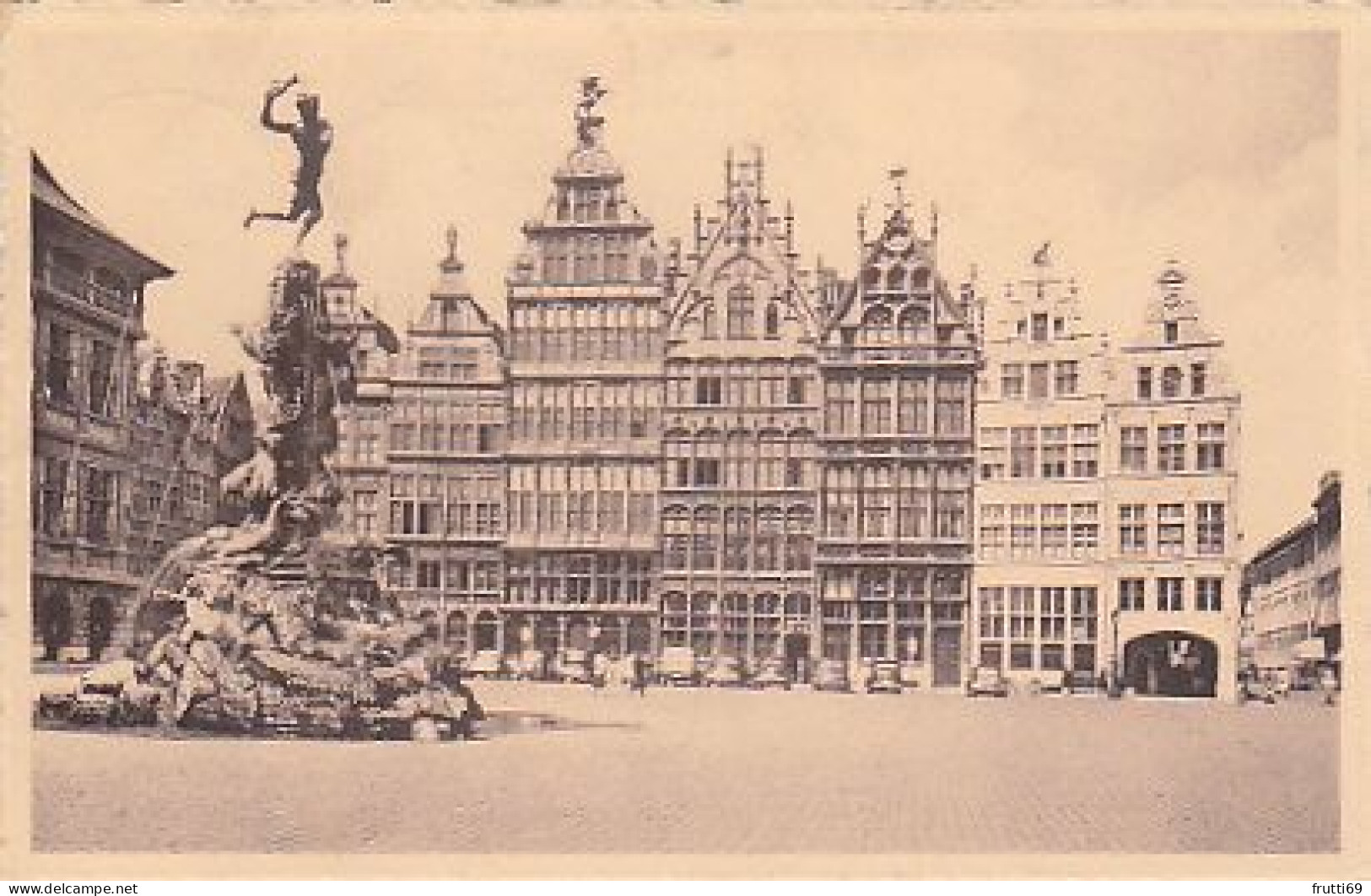 AK 215563 BELGIUM - Antwerpen - Grote Markt En Fontein Brabo - Antwerpen