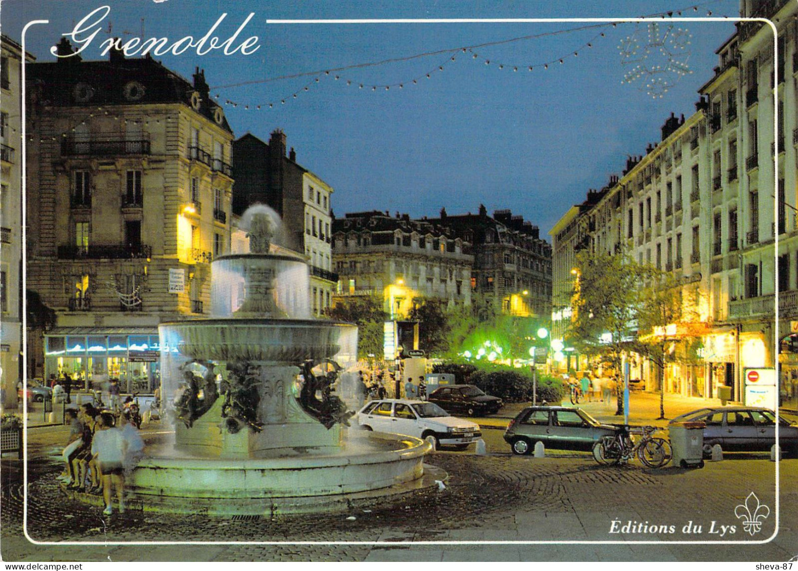 38 - Grenoble - La Fontaine Aux Dauphins, Place Grenette - Grenoble