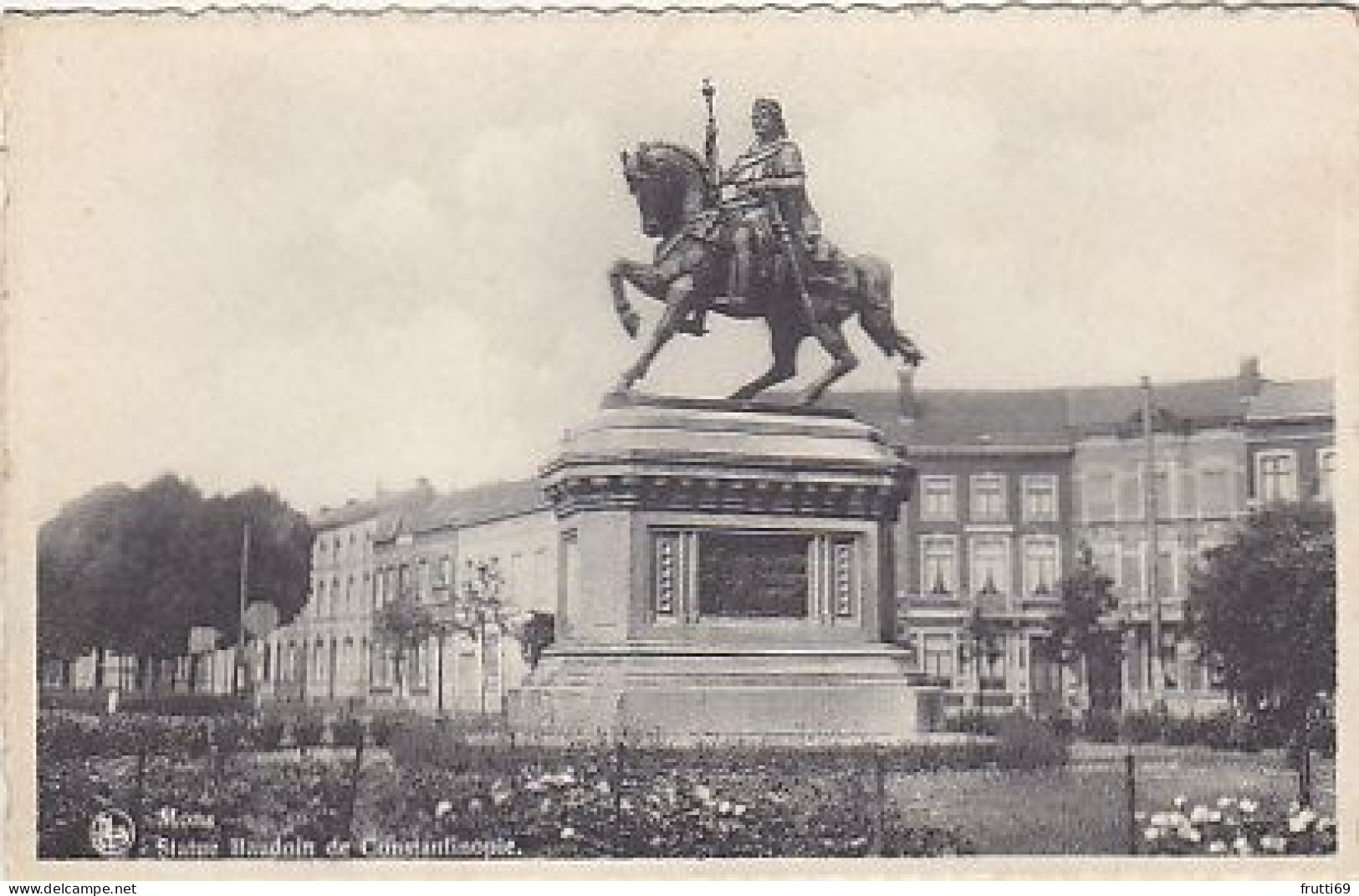 AK 215572 BELGIUM - Mons - Statue Badoin De Constantinople - Mons