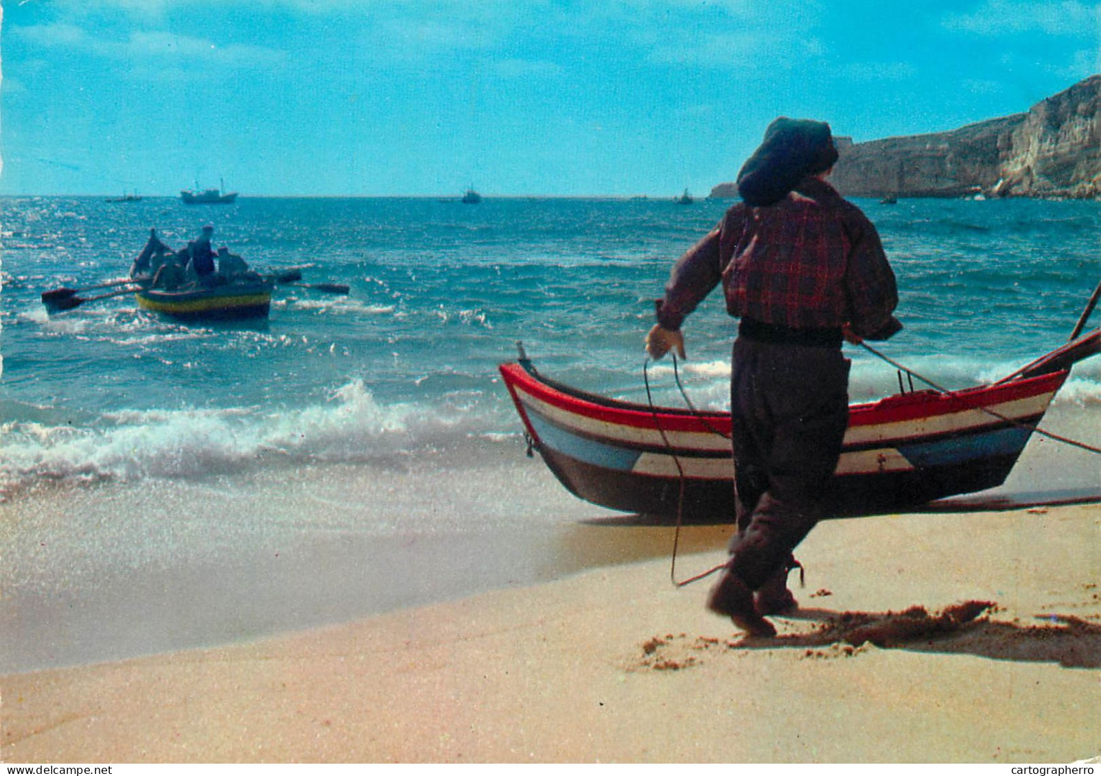 Navigation Sailing Vessels & Boats Themed Postcard Nazare Portugal Barcos Pescadores - Sailing Vessels