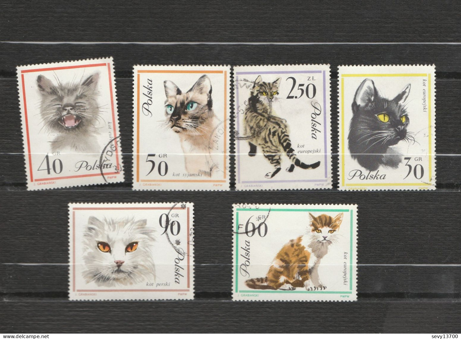 Pologne - 58 Timbres Animaux - Poissons Insectes Chevaux Oiseaux Chiens Chats Oiseaux Serpents Grenouilles Tortue Singe - Colecciones