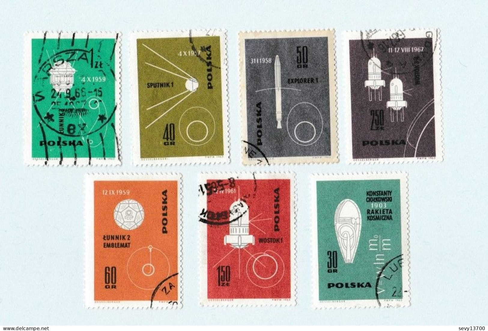 Pologne Lot De 40 Timbres Sur L'espace L'aviation Et Les Montgolfières - Collections