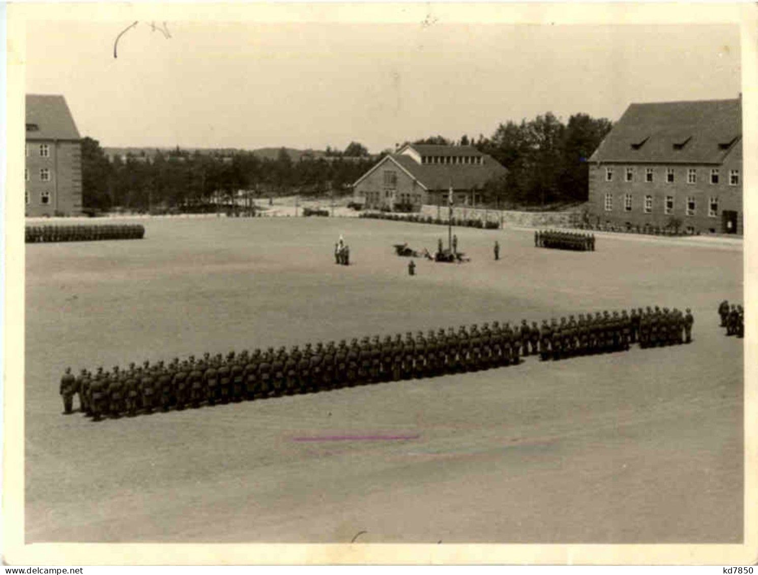 Kaserne Mit Soldaten - Barracks