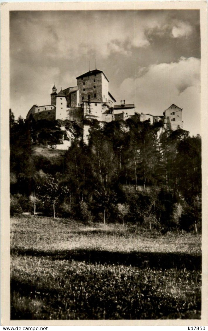 Schloss Tarasp - Tarasp