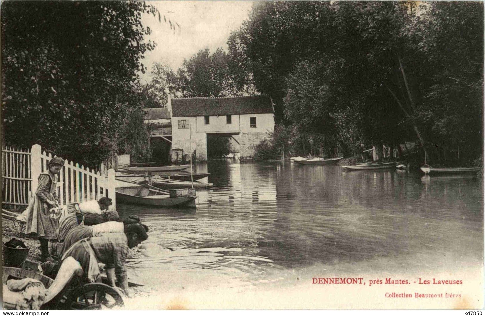 Dennemont Prees Mantes - La Laveuses - Mantes La Ville