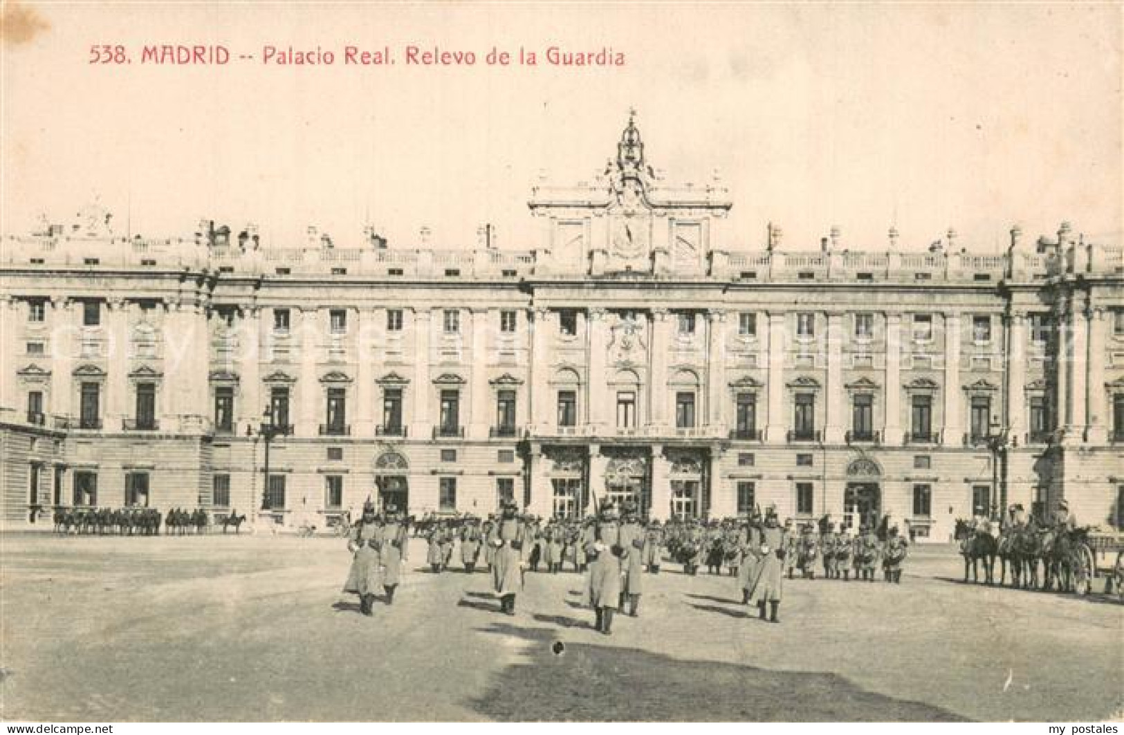 73785802 Madrid Spain Palacio Real Relevo De La Guardia Madrid Spain - Andere & Zonder Classificatie