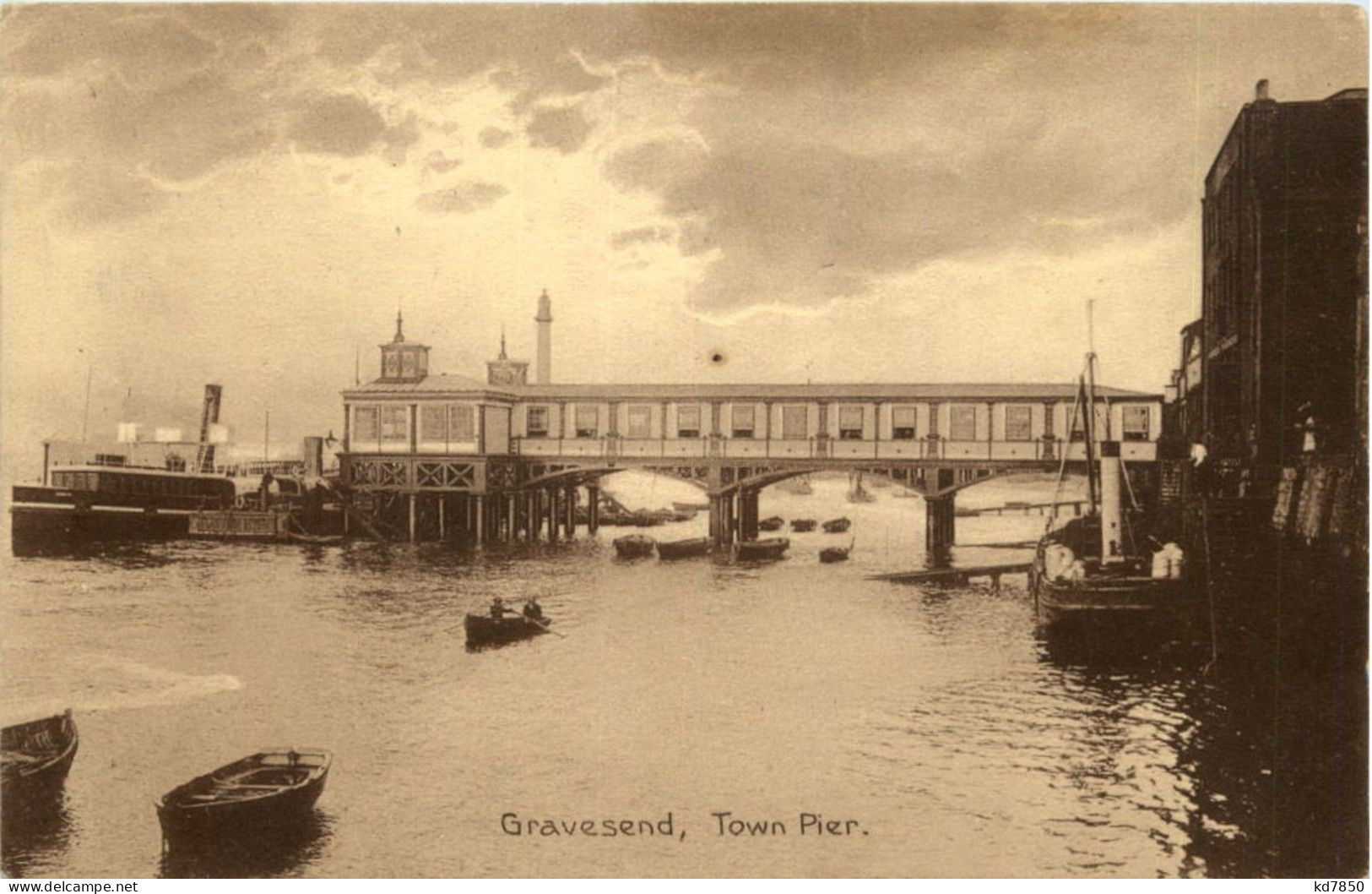 Fravesend - Town Pier - Andere & Zonder Classificatie