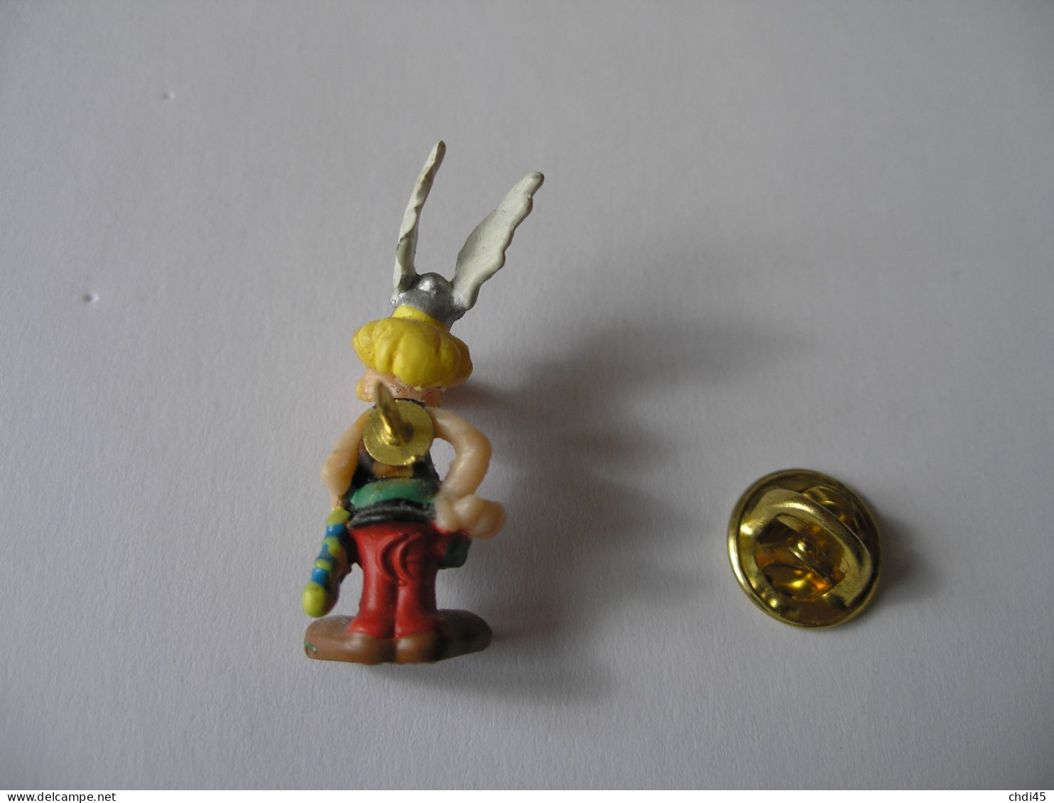 Astérix Pin's En Plastique En Relief - Comics