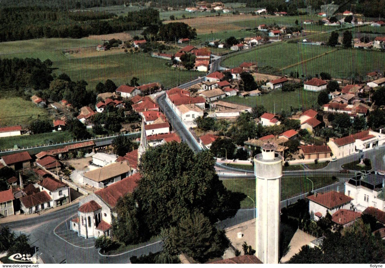 Le Porge - Vue Générale Aérienne Du Village - Château D'eau - Sonstige & Ohne Zuordnung