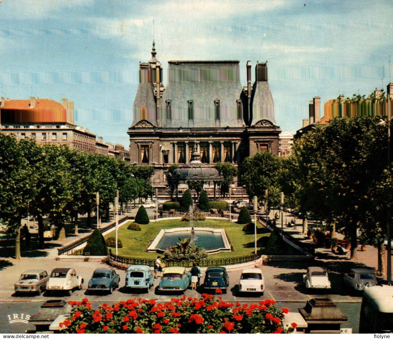 Saint étienne - Place Jean Jaurès Et Préfecture - Voiture Ancienne Auto CITROËN DS Et 2CV - Saint Etienne