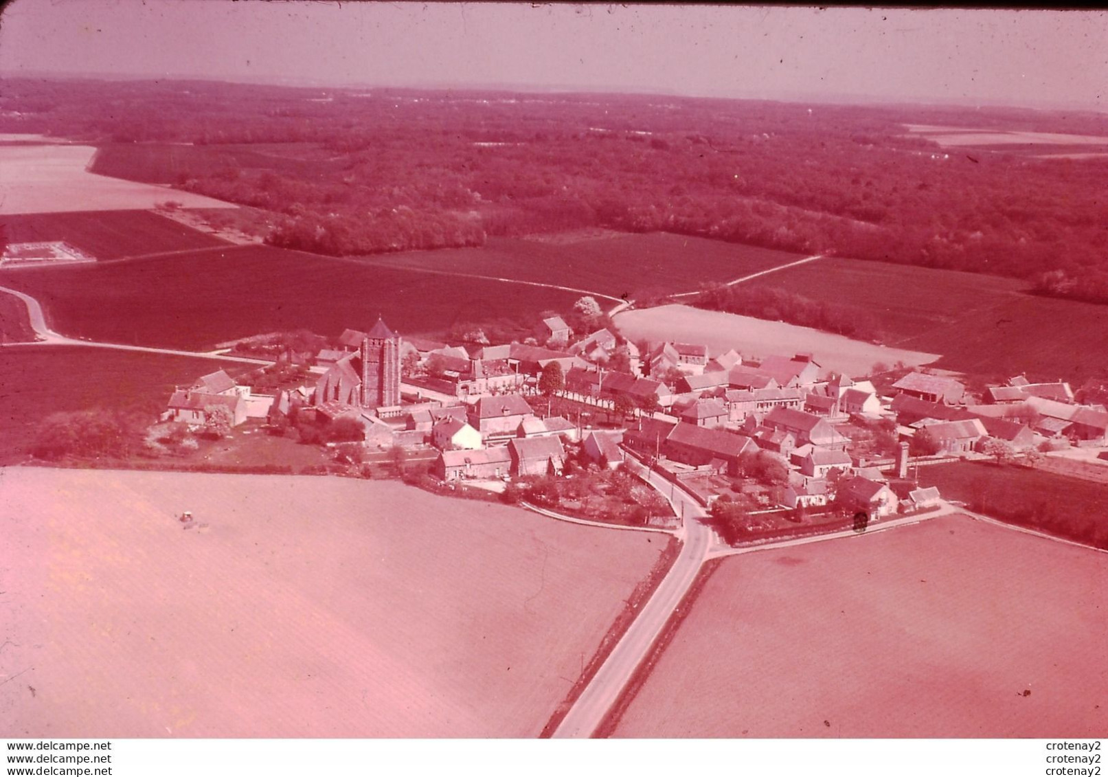 Photo Diapo Diapositive Slide Bassin Parisien Paysage & AGRICULTURE N°4 Culture Yonne LIXY Vers BRANNAY SENS En 1976 - Diapositives (slides)