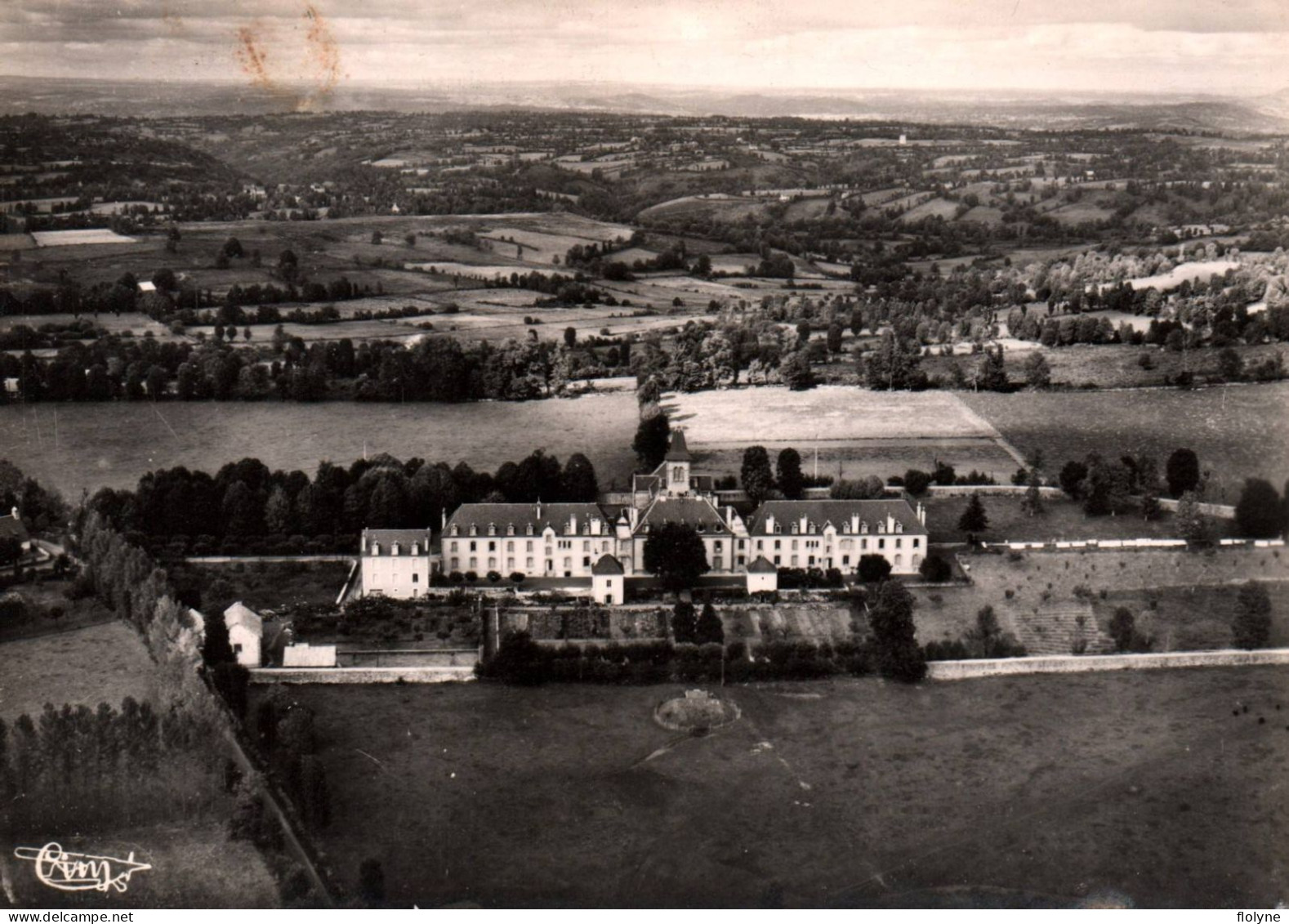 Mauriac - Vue Aérienne Sur Le Couvent Des Waysses - Mauriac