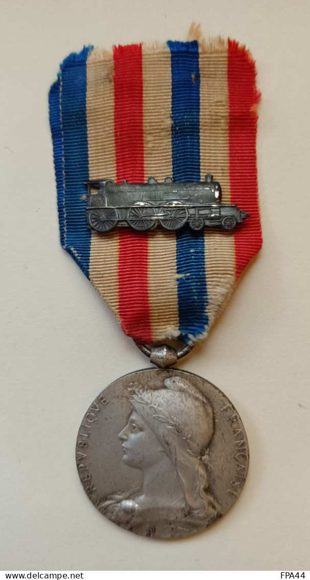 MEDAILLE MINISTERE DES TRAVAUX PUBLICS CHEMINS DE FER 1936 - Spoorweg