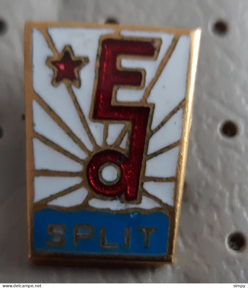 ED Split Vintage Enamel Croatia Ex Yugoslavia Pin - Trademarks