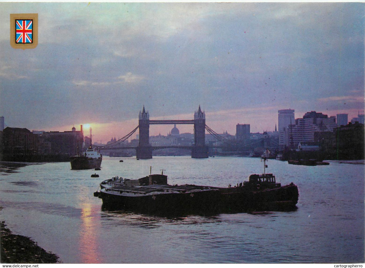 Navigation Sailing Vessels & Boats Themed Postcard London Tower Bridge Coal Barge - Sailing Vessels