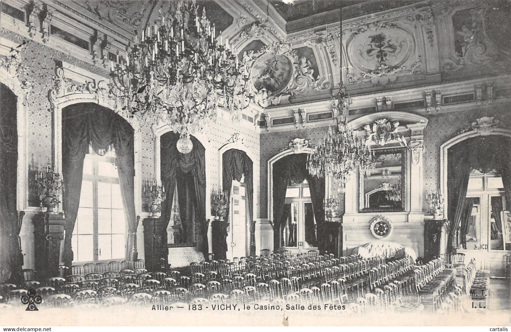 03-VICHY-N°3778-E/0373 - Vichy