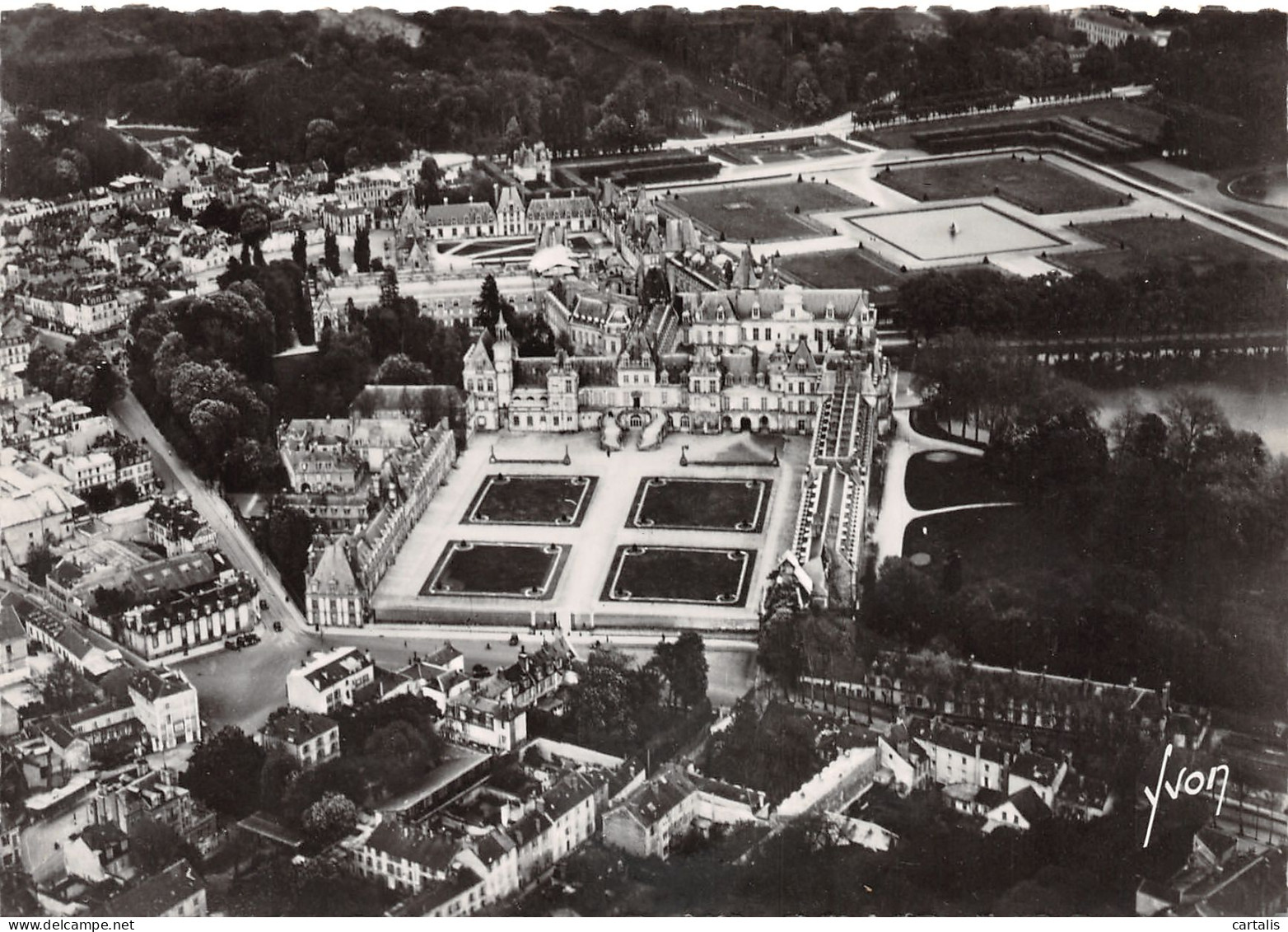 77-FONTAINEBLEAU-N°3780-B/0055 - Fontainebleau