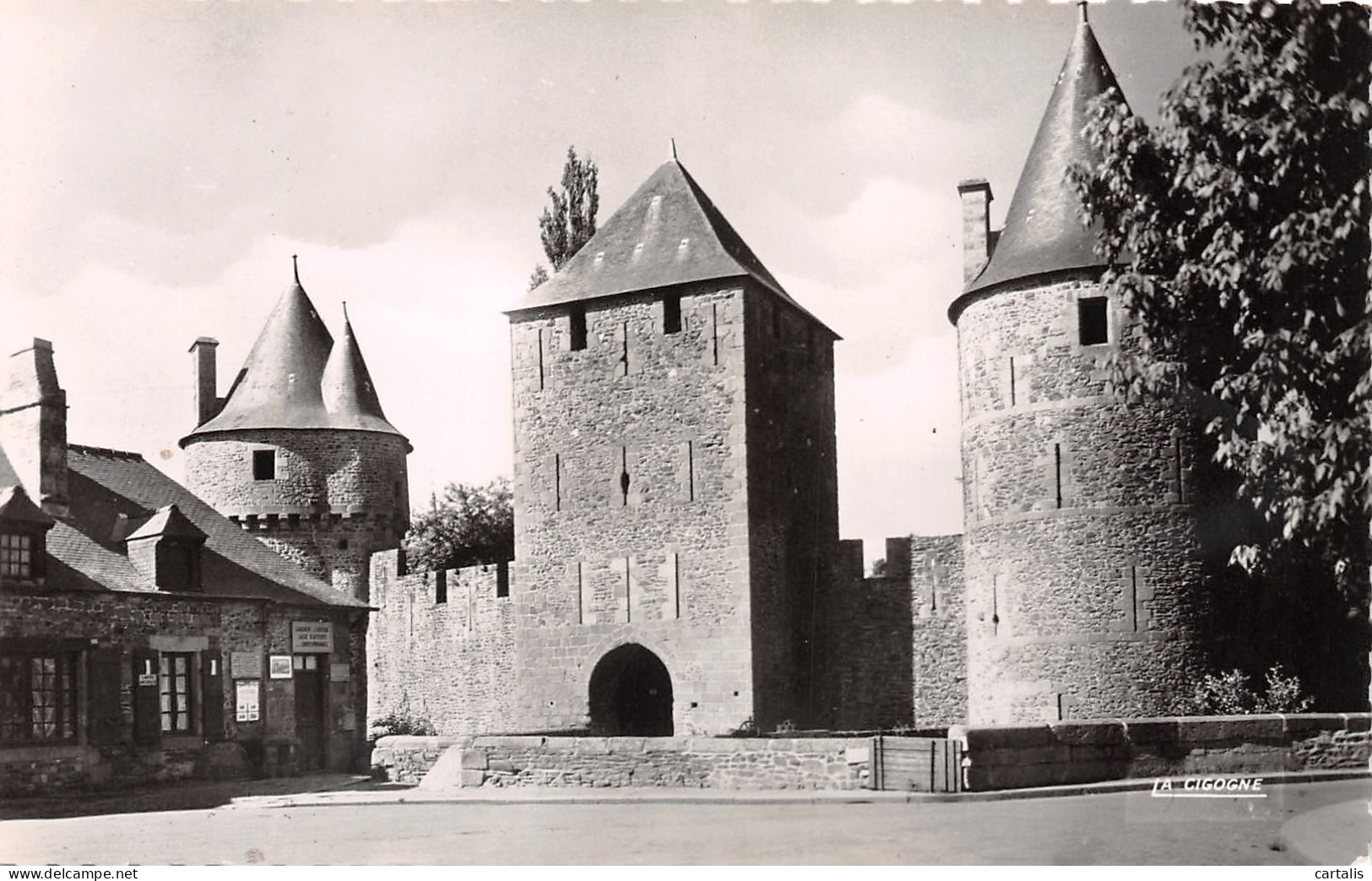 35-FOUGERES-N°3781-E/0121 - Fougeres