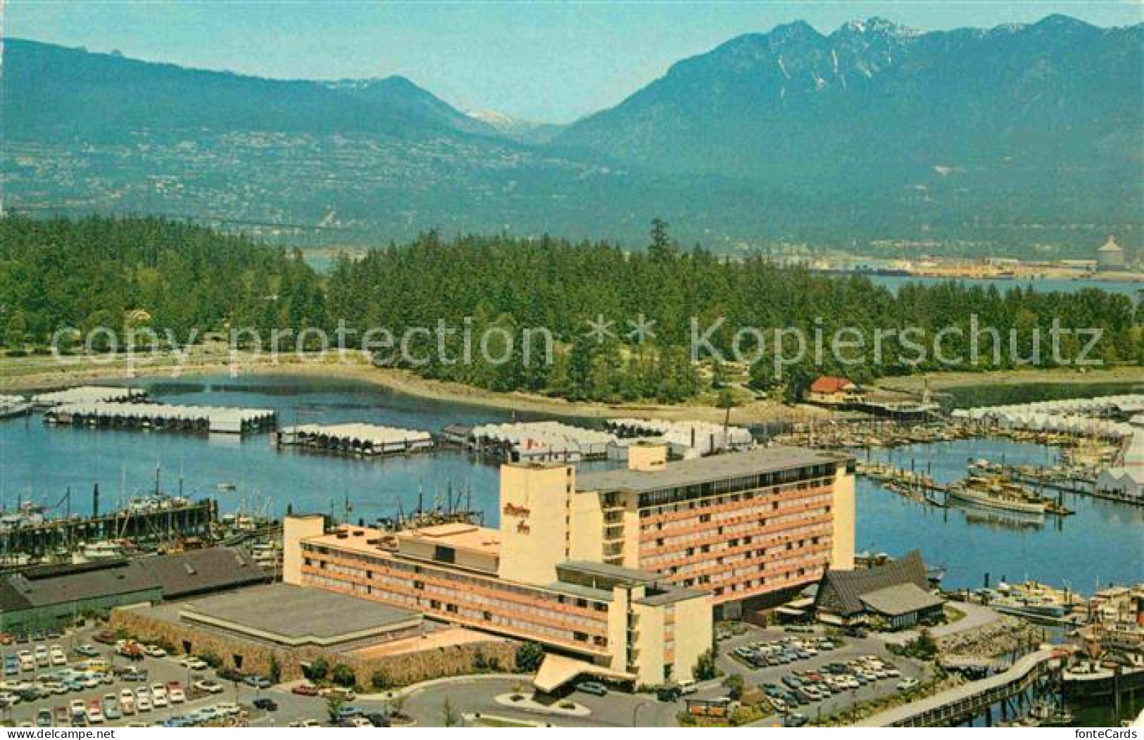 12869897 Vancouver British Columbia Bayshore Inn North Shore Mountains  Vancouve - Unclassified