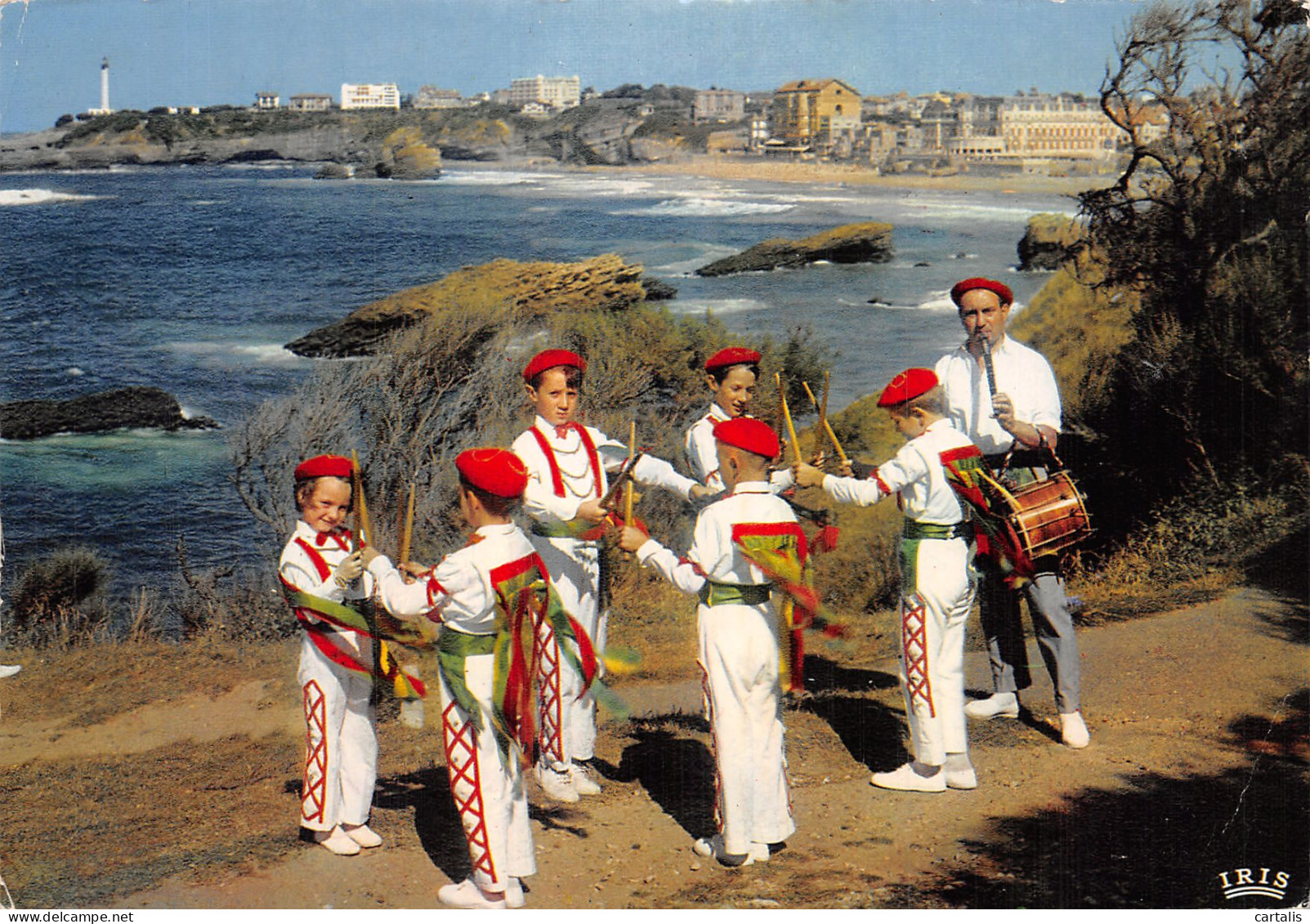 64-BIARRITZ FOLKLORE-N° 4420-A/0335 - Biarritz