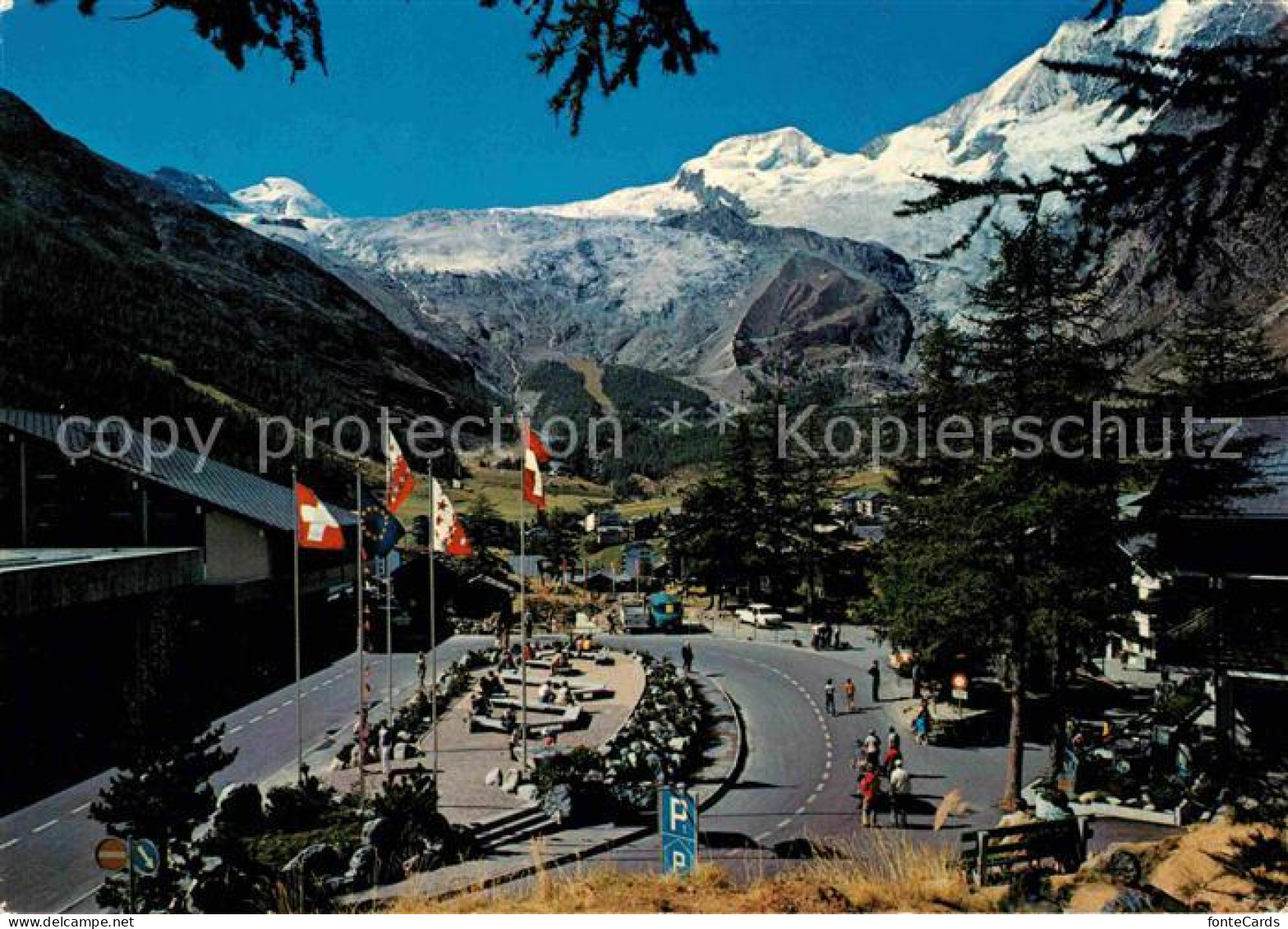 12857002 Saas-Fee Bergdorf Mit Blick Zum Allalinhorn Alphubel Taeschhorn Feeglet - Sonstige & Ohne Zuordnung