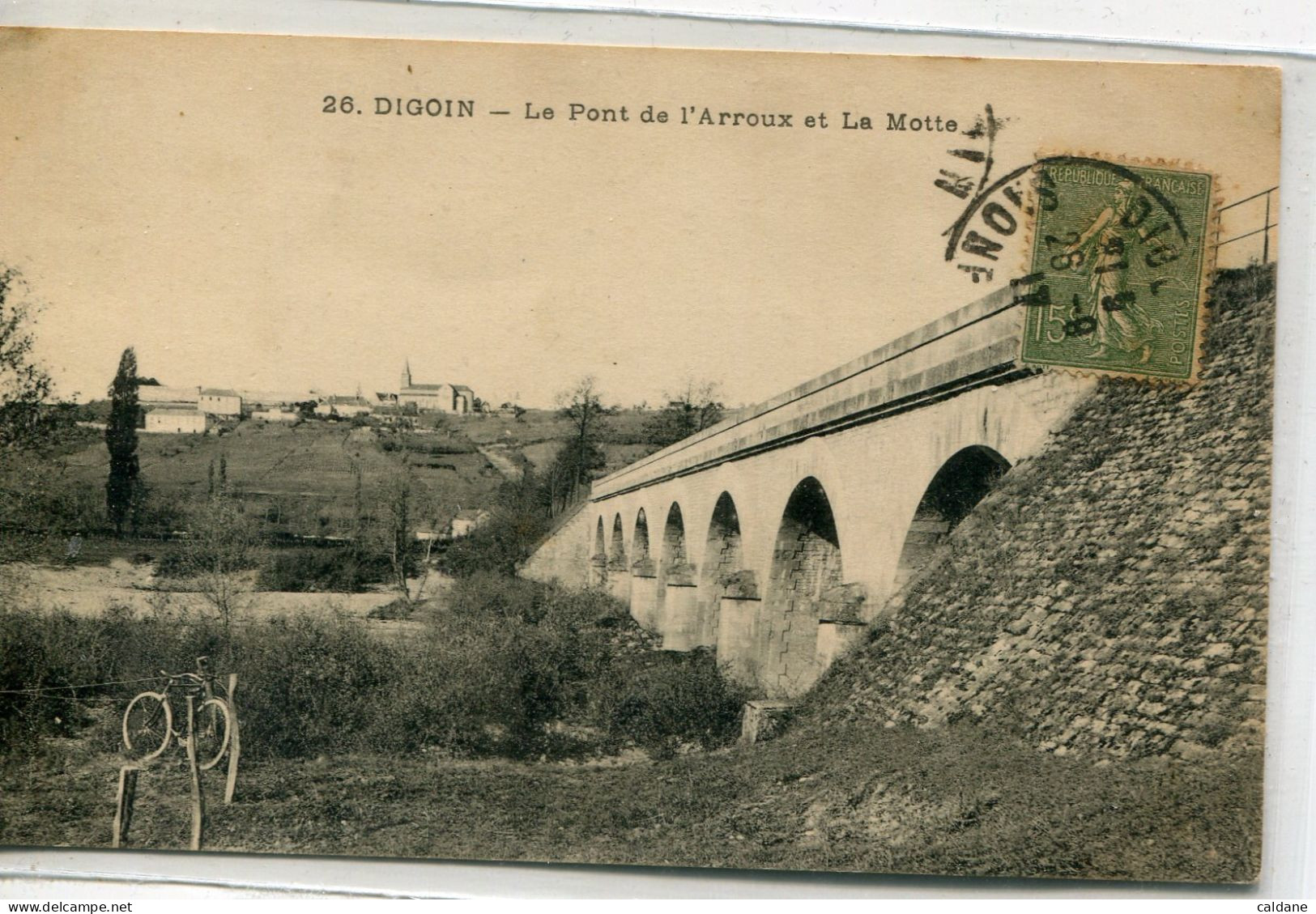 --71-SAONE Et LOIRE - DIGOIN- Le Pont De L'Arroux Et La Motte - Digoin