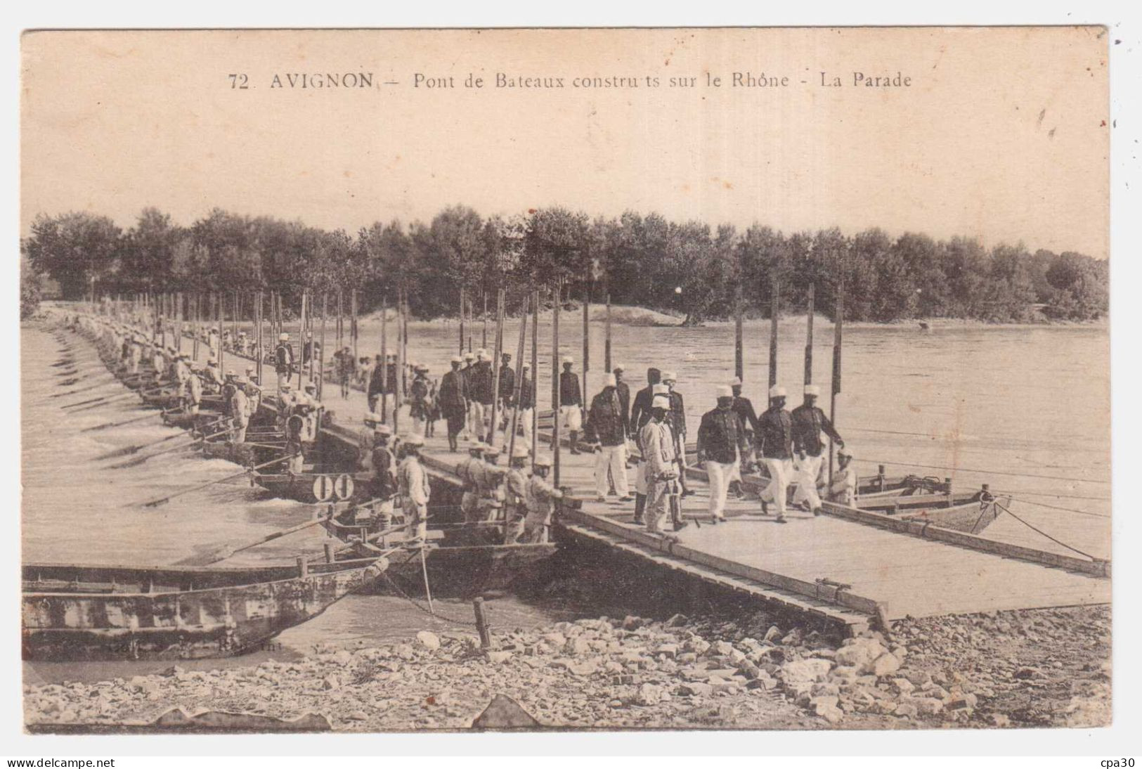 CARTE POSTALE ANCIENNE VAUCLUSE.AVIGNON.PONT DE BATEAUX.LA PARADE - Avignon