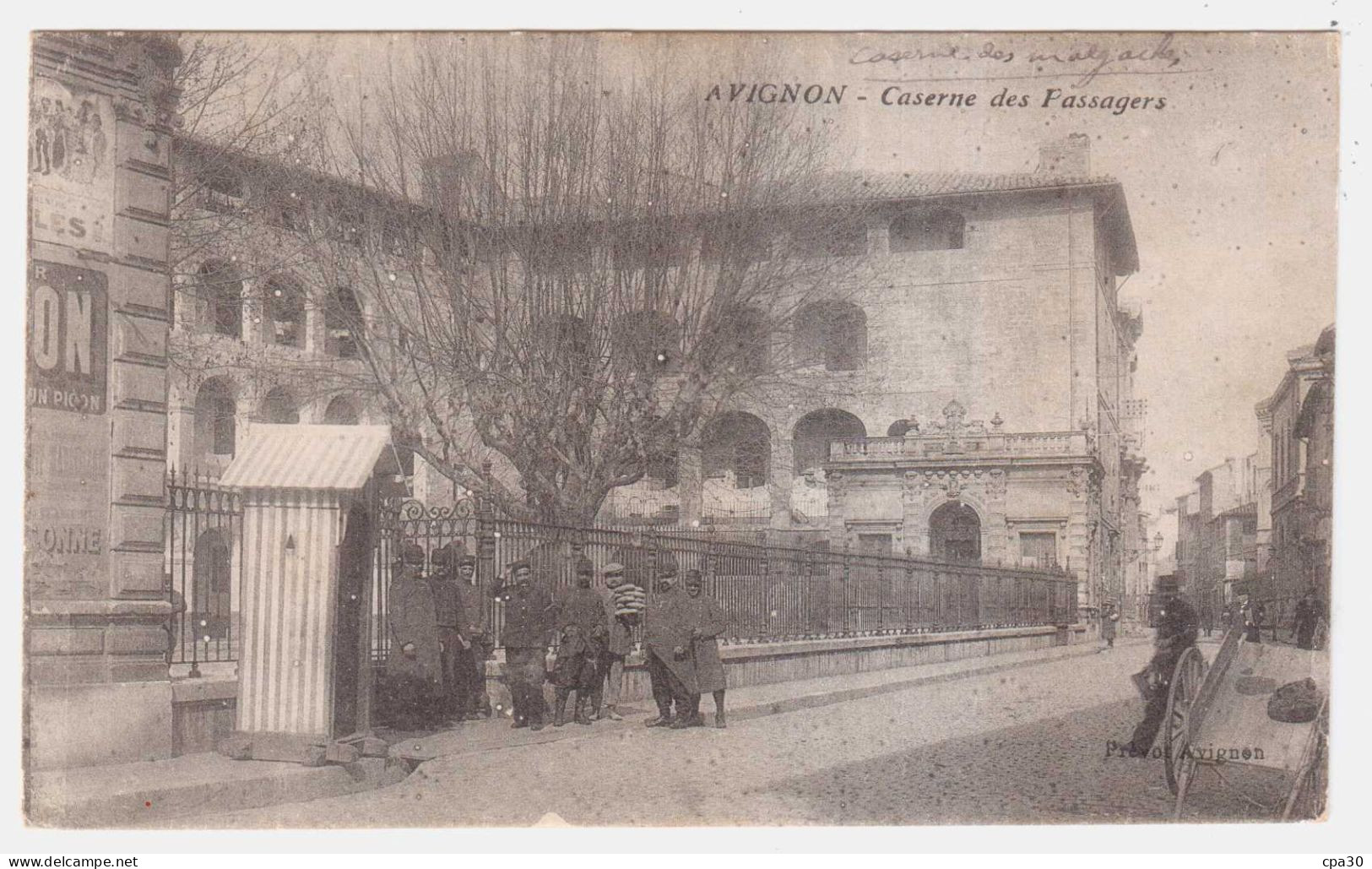 CARTE POSTALE ANCIENNE VAUCLUSE.AVIGNON.CASERNE DES PASSAGERS - Avignon