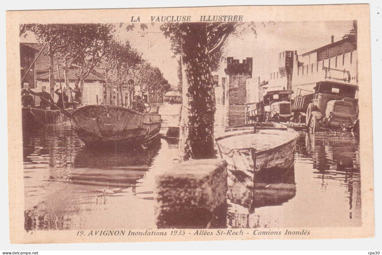 CARTE POSTALE ANCIENNE VAUCLUSE.AVIGNON.INONDATIONS 1935.ALLEES SAIT ROCH.CAMIONS INONDES - Avignon