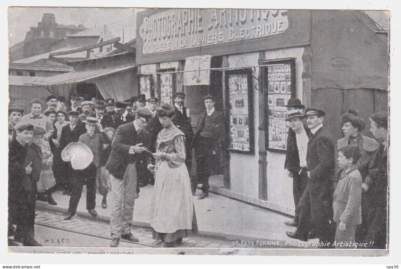 CARTE POSTALE ANCIENNE PARIS.FETE FORAINE.LE PHOTOGRAPHE - Sets And Collections