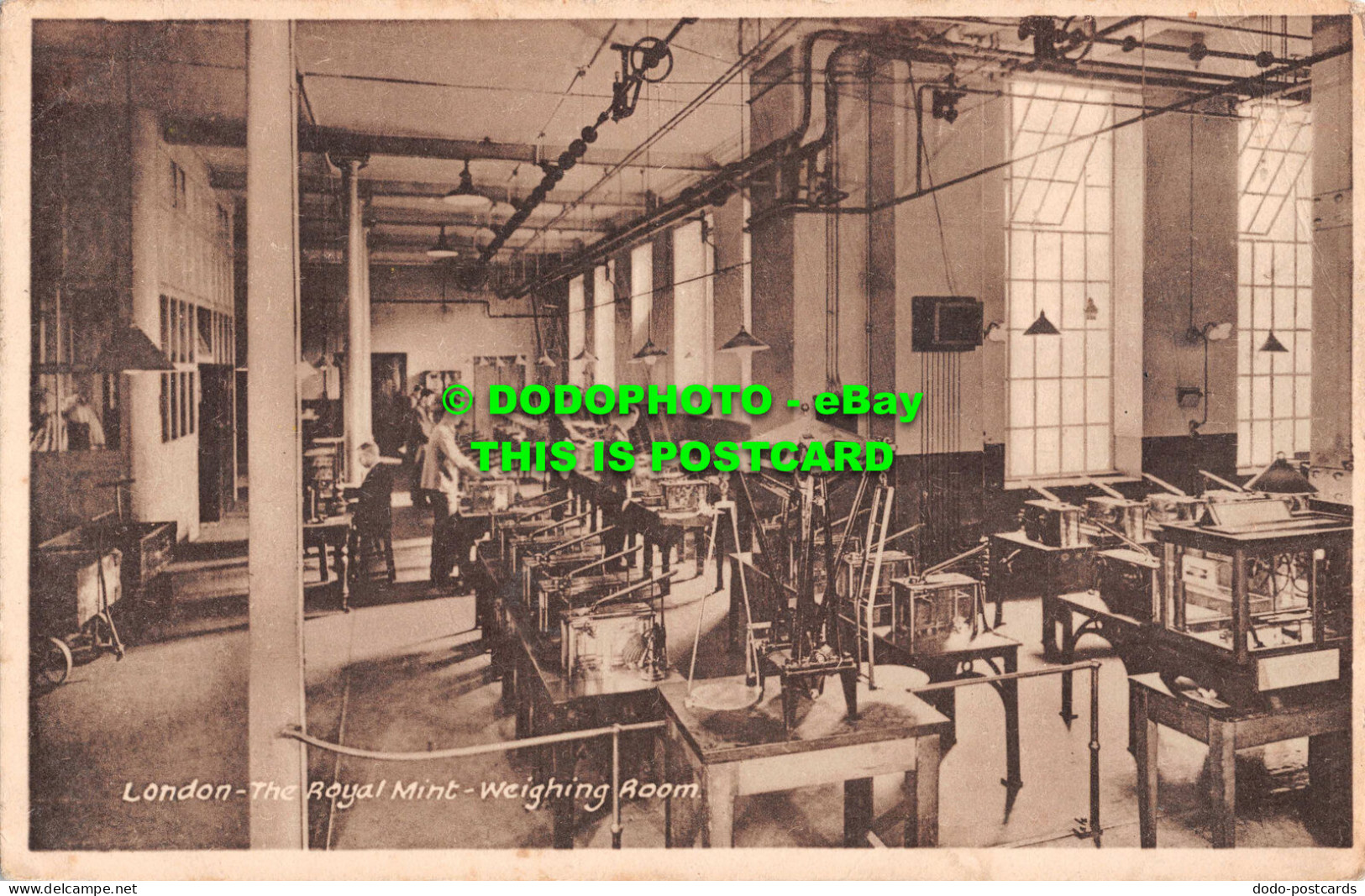 R532114 London. The Royal Mint. Weighing Room - Other & Unclassified