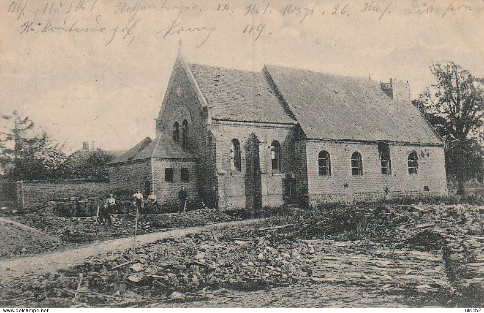 AK Thiepval - Deutsche Soldaten Bei Grabearbeiten Vor Kirche  - Feldpost 1915 (68987) - Albert