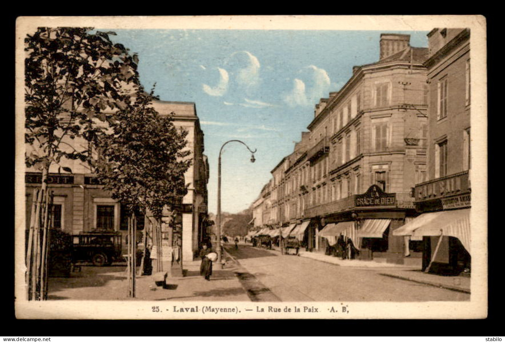 53 - LAVAL - RUE DE LA PAIX - Laval