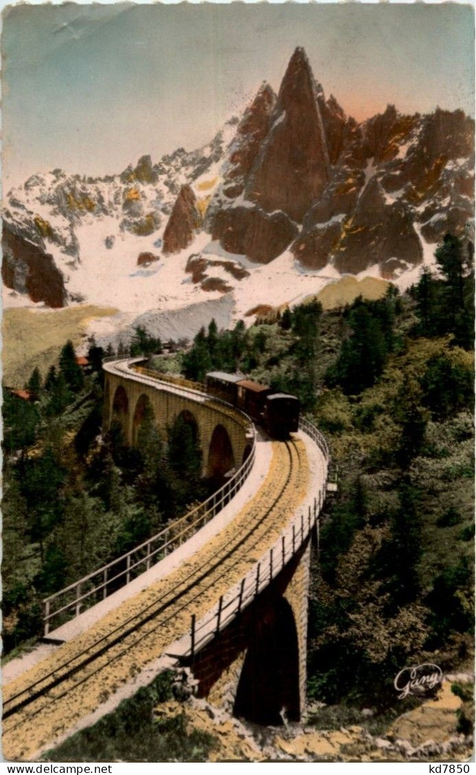 Chamonix Mont Blanc - Le Chemin De Fer - Chamonix-Mont-Blanc