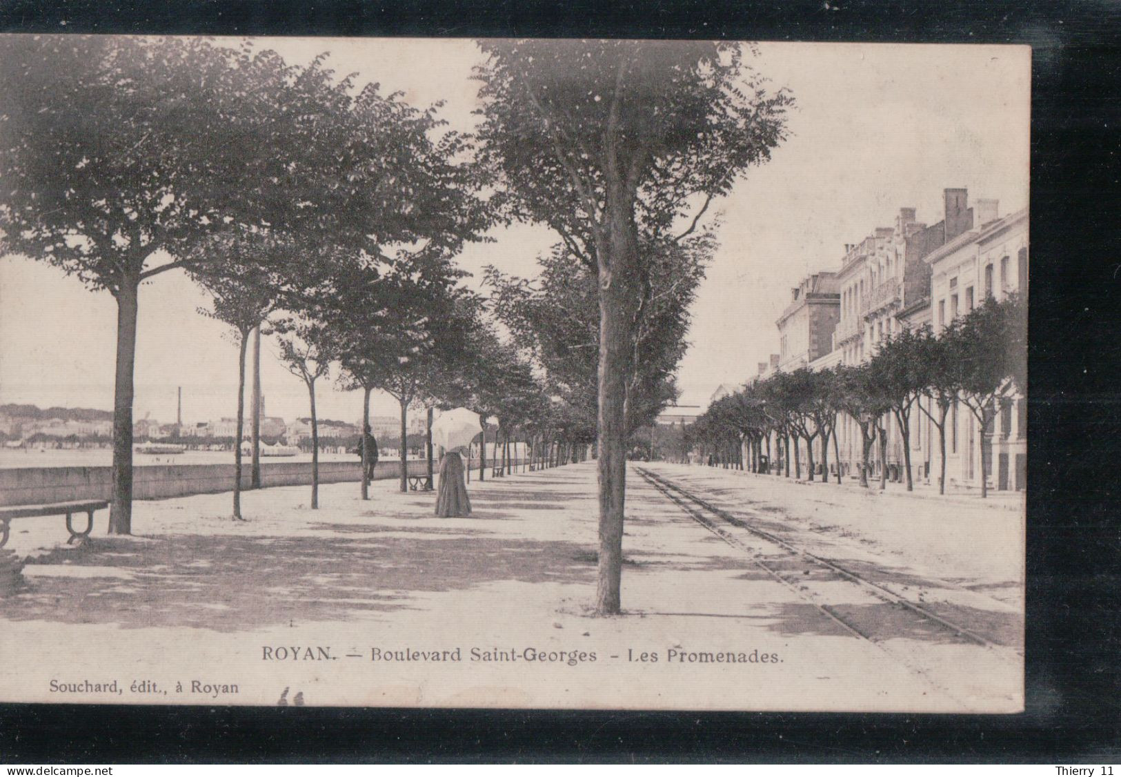 Cpa 17 Royan Boulevard Saint Georges Les Promenades - Royan