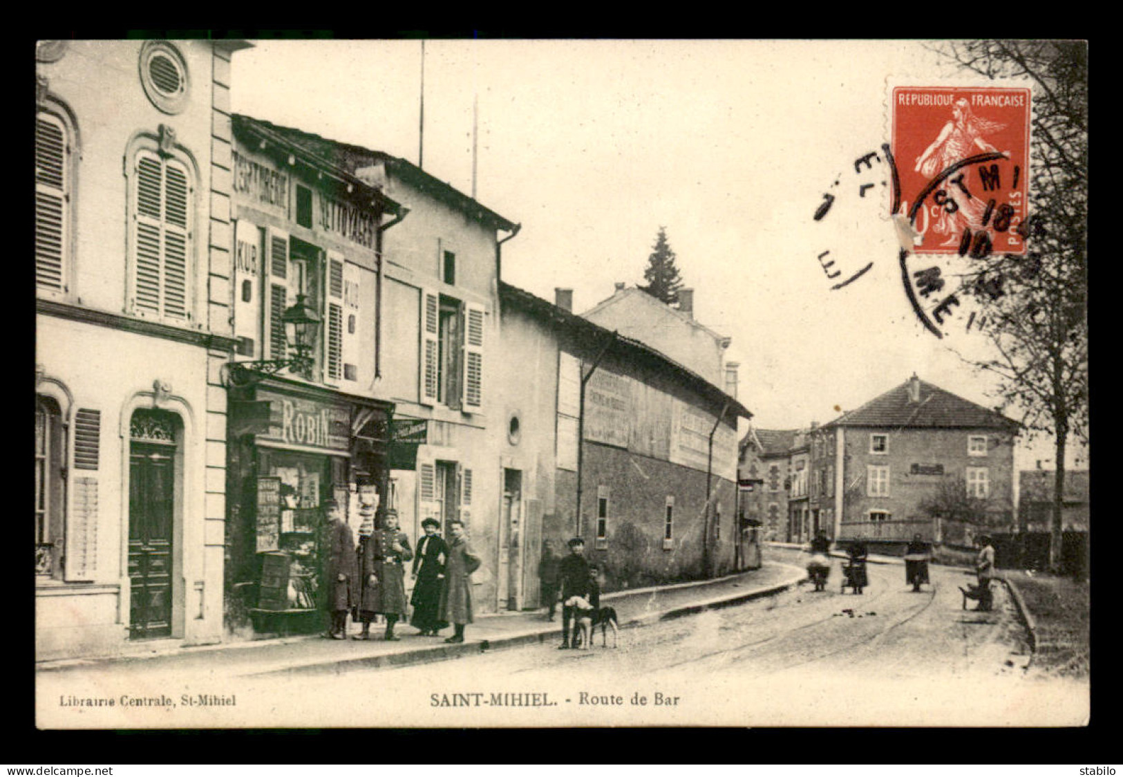 55 - SAINT-MIHIEL - ROUTE DE BAR - MAGASIN ROBIN - EDITEUR LIBRAIRIE CENTRALE - Saint Mihiel