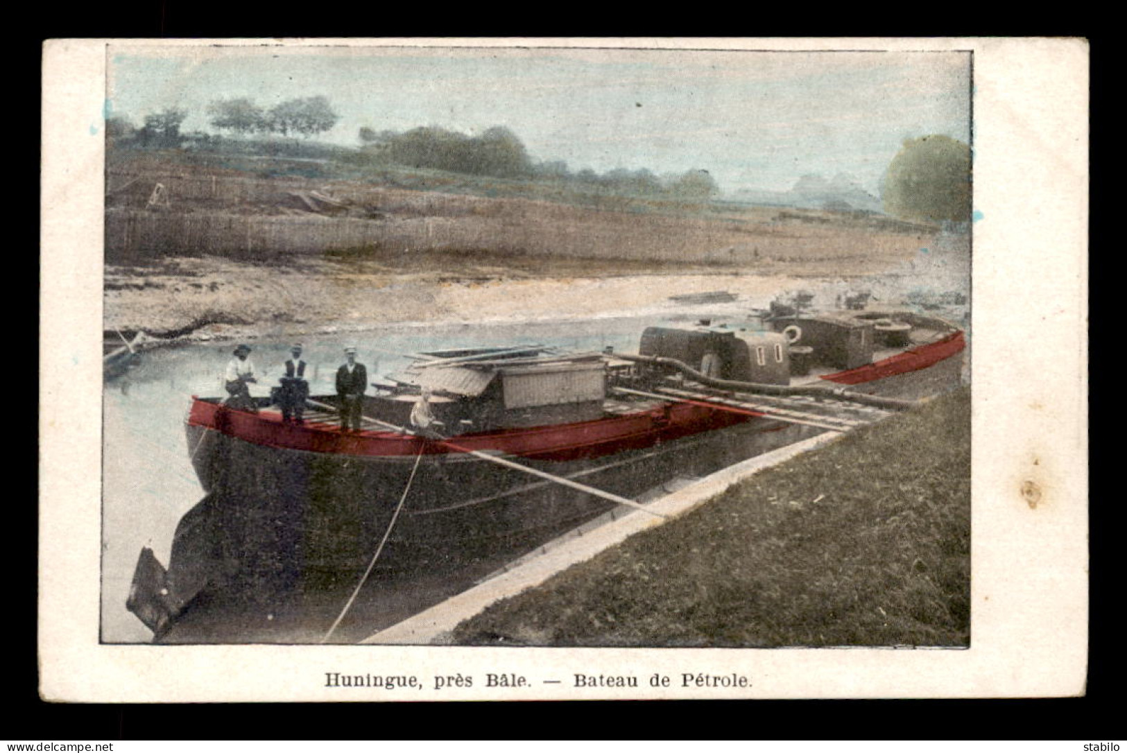 68 - HUNINGUE - BATEAU DE PETROLE - Huningue