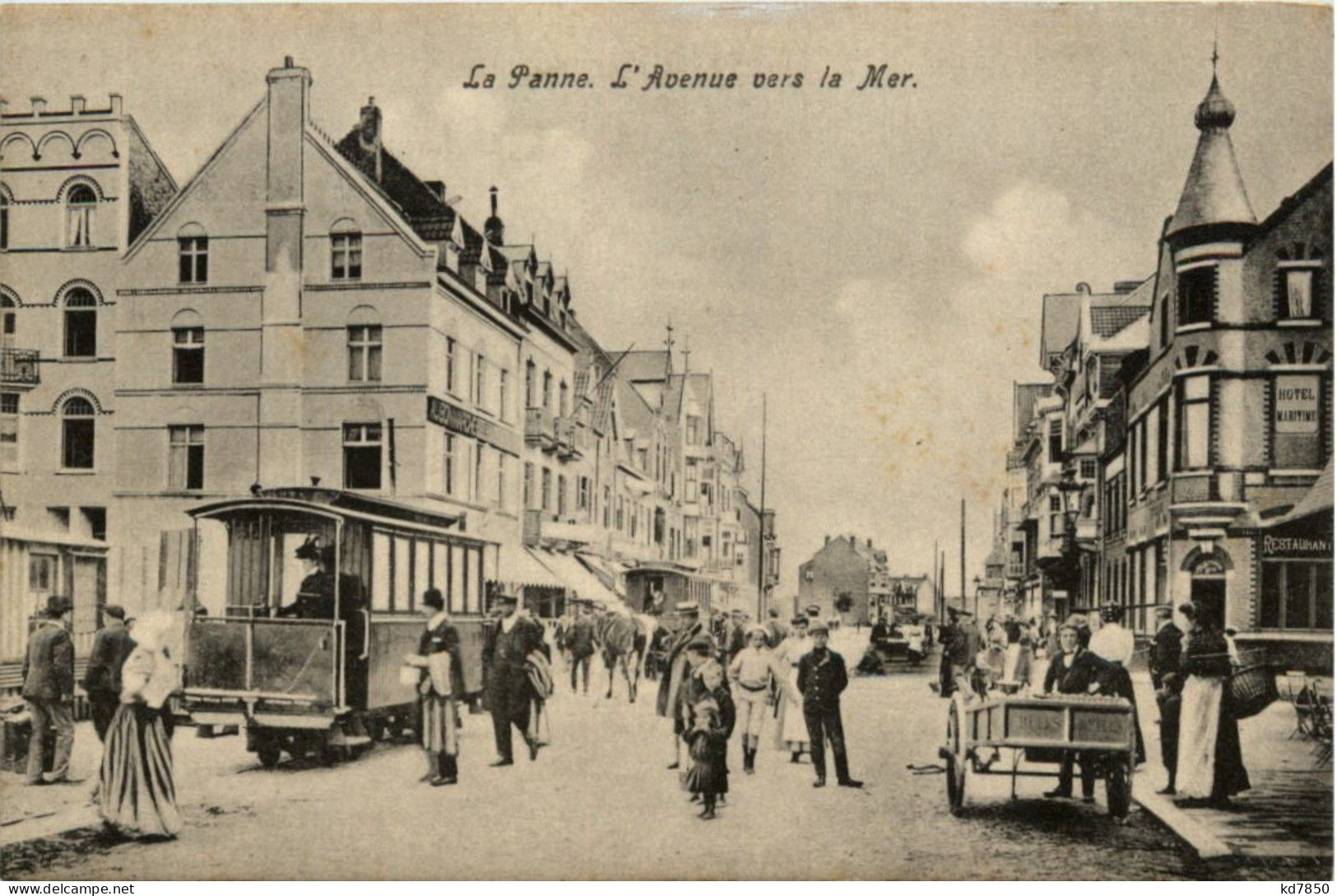 La Panne - L Avenue Vers La Mer - Tramway - De Panne