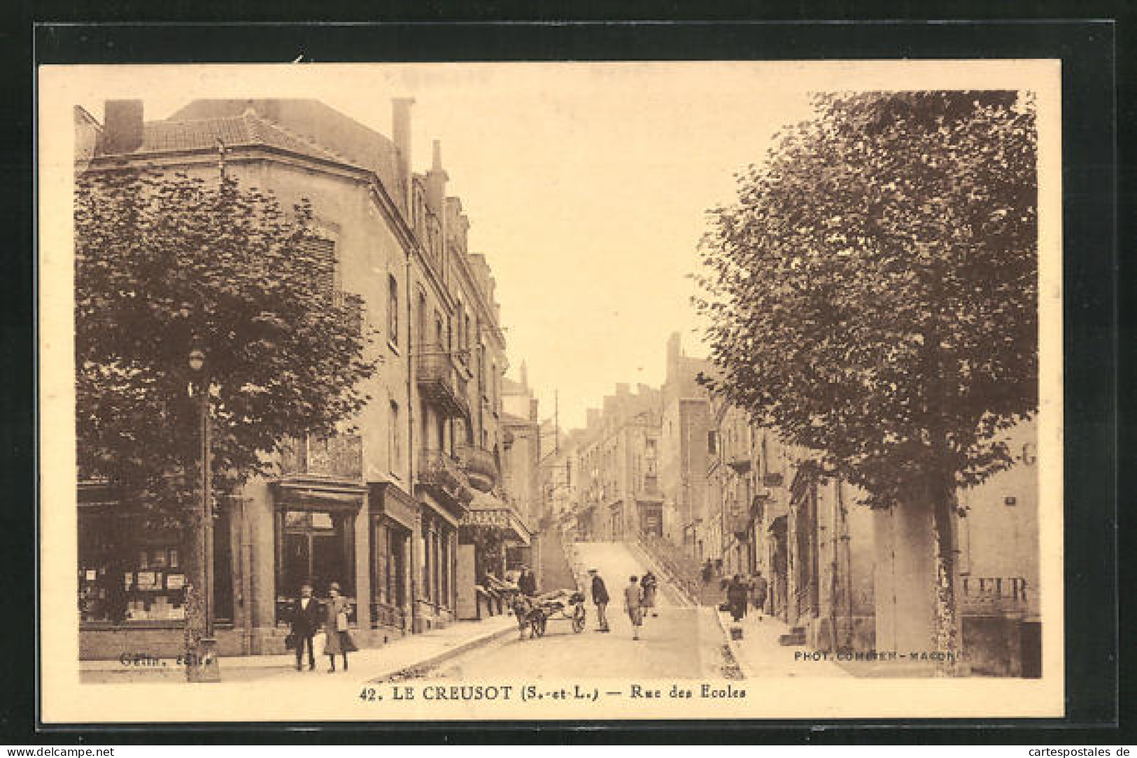 CPA Le Creusot, Rue Des Ecoles  - Le Creusot