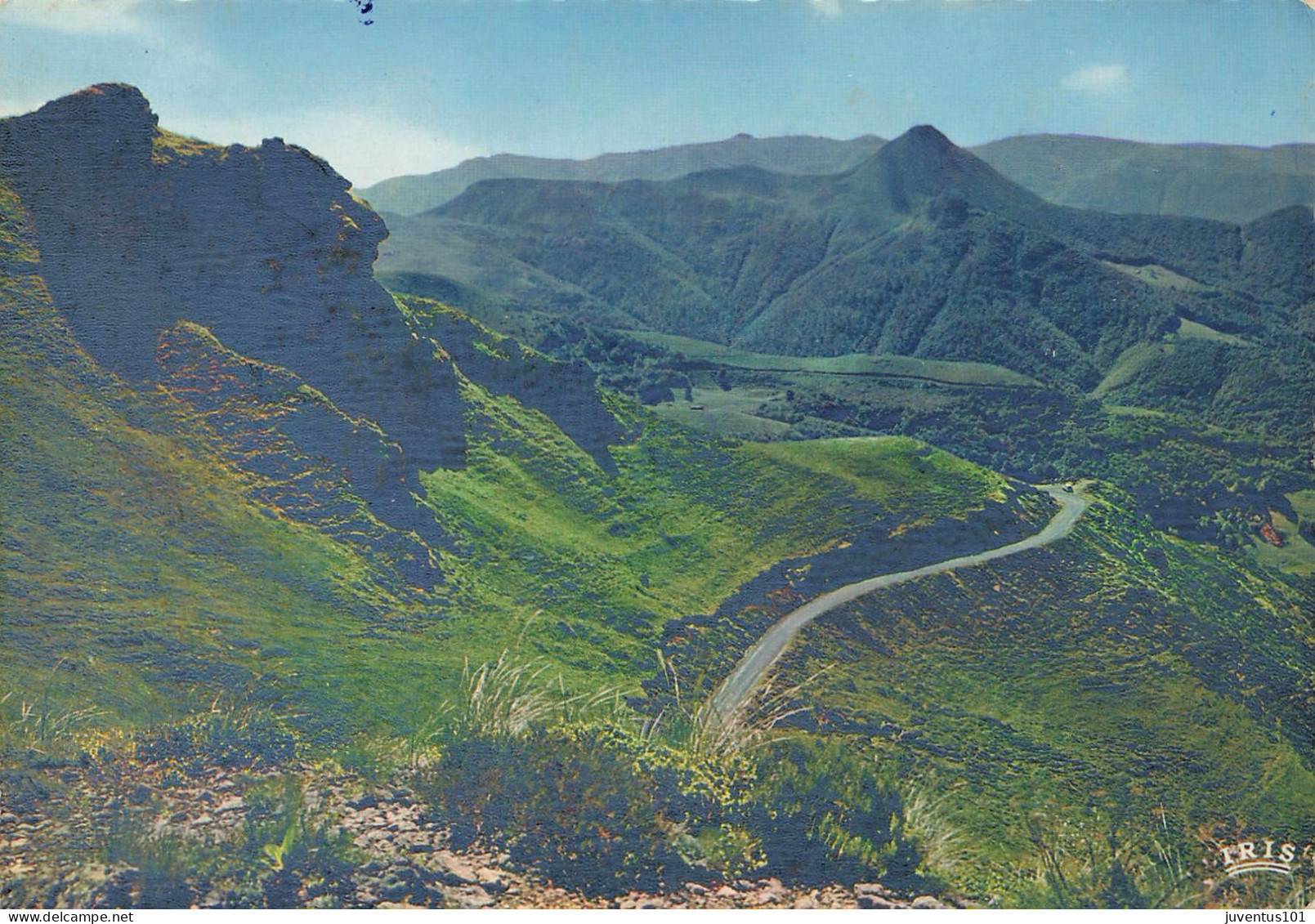 CPSM Route Du Puy Mary à Mandailles-Timbre     L2878 - Autres & Non Classés