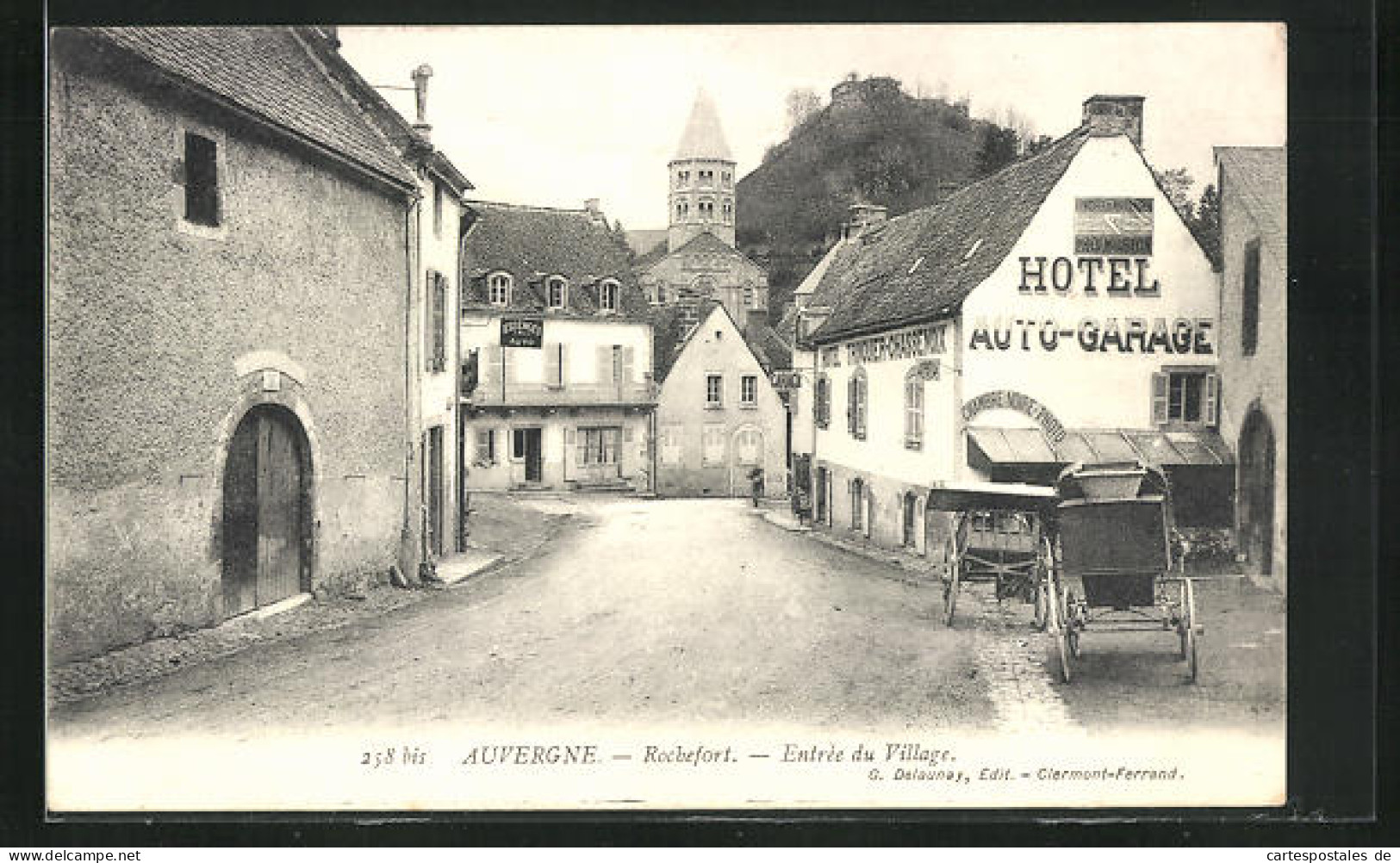 CPA Rochefort, Entrée Du Village  - Otros & Sin Clasificación