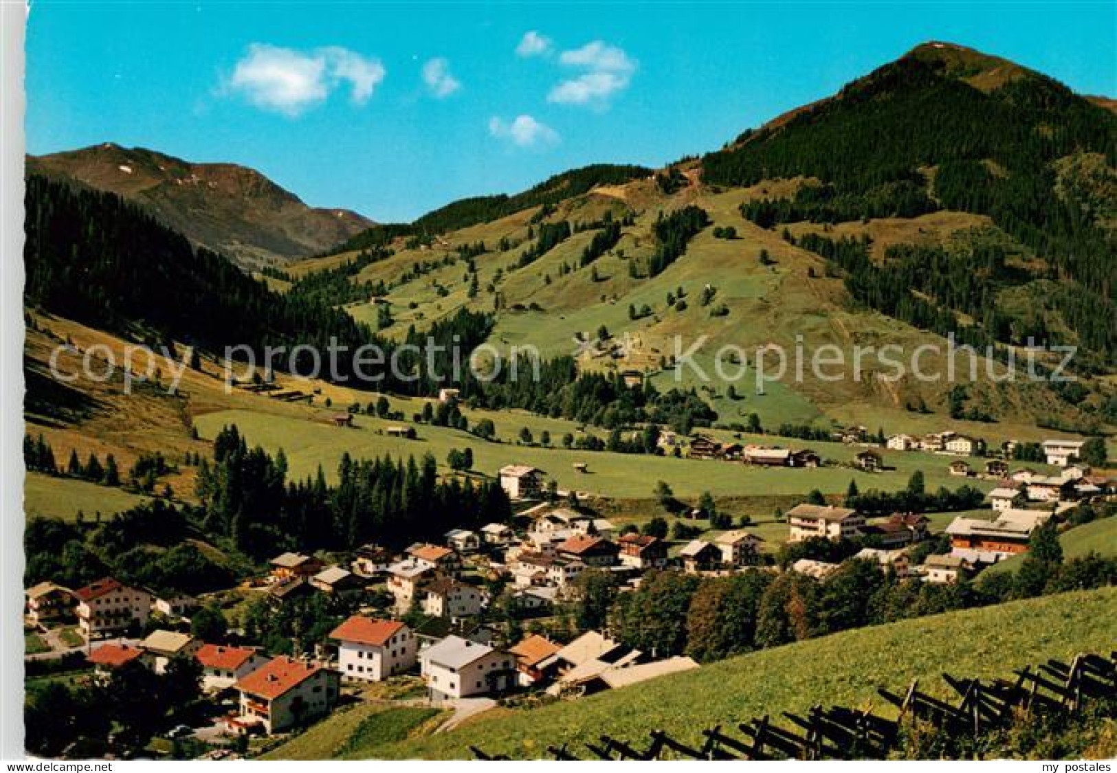 73862052 Saalbach -Hinterglemm AT Ortsansicht Mit Zwoelferkogel  - Other & Unclassified